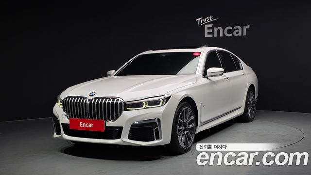 BMW 7 Series (G11) 740i M Sport