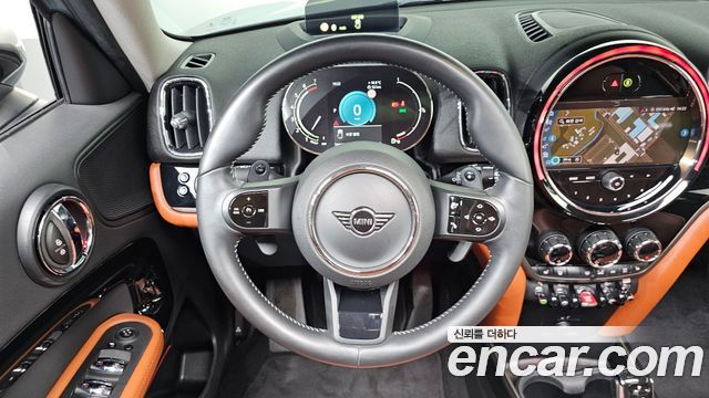 MINI Cooper S Countryman ALL4 Classic 2nd 2022 — фото 13