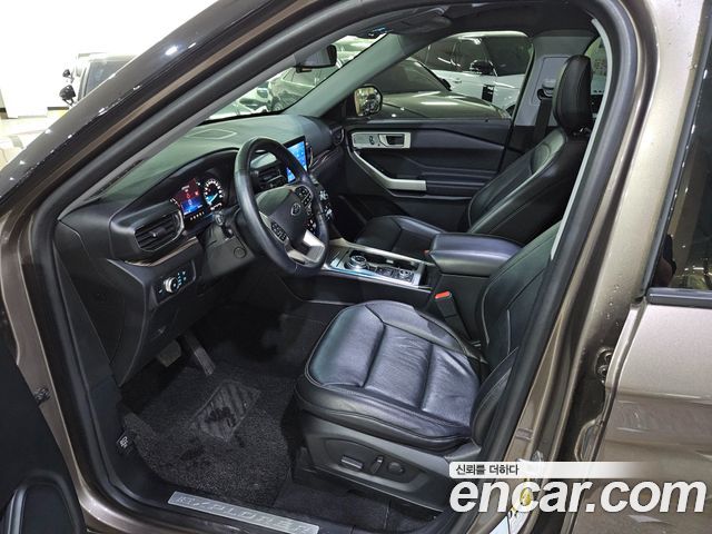 Ford Explorer (VI) 2.3 LimIted 4WD 2021 — фото 10