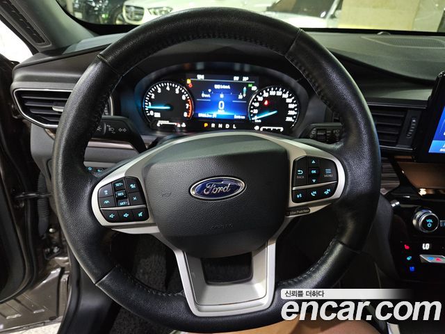 Ford Explorer (VI) 2.3 LimIted 4WD 2021 — фото 17