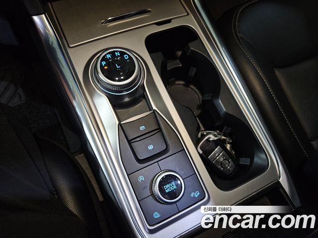 Ford Explorer (VI) 2.3 LimIted 4WD 2021 — фото 23