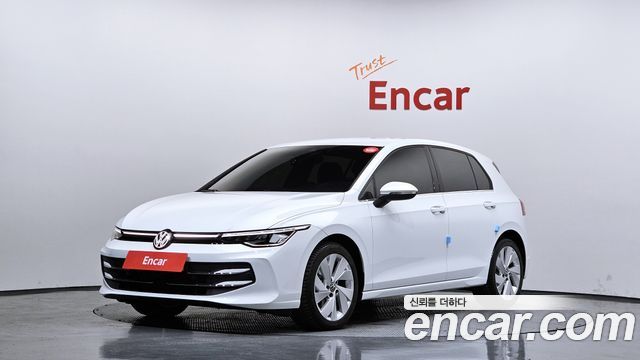Volkswagen Golf (VIII) 2.0 TDI Premium 2025 — фото 1