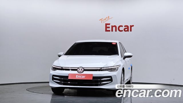 Volkswagen Golf (VIII) 2.0 TDI Premium 2025 — фото 3