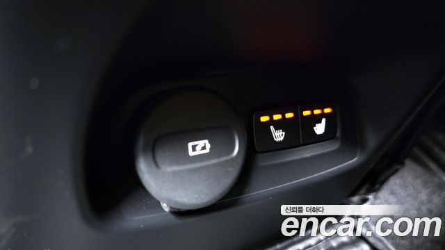Volvo XC40 B4 Inscription 2021 — фото 19