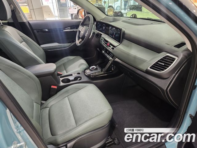 Kia Seltos Gasoline 2.0 2WD Gravity 2024 — фото 16