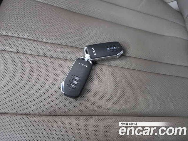 Kia K8 Hybrid Noblesse 2022 — фото 17