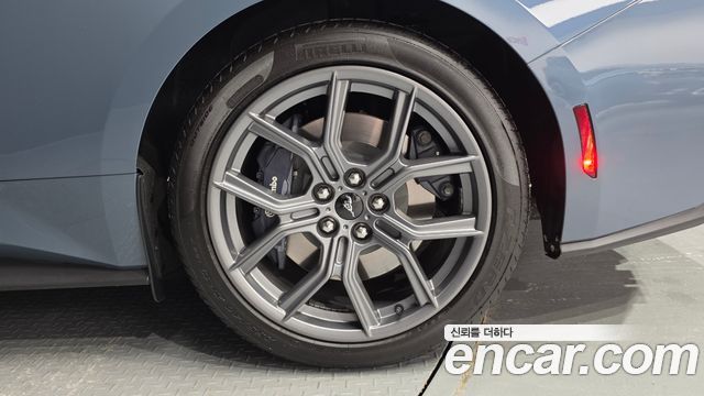 Ford Mustang (VII) 2.3 Ecoboost Premium Convertible 2024 — фото 21