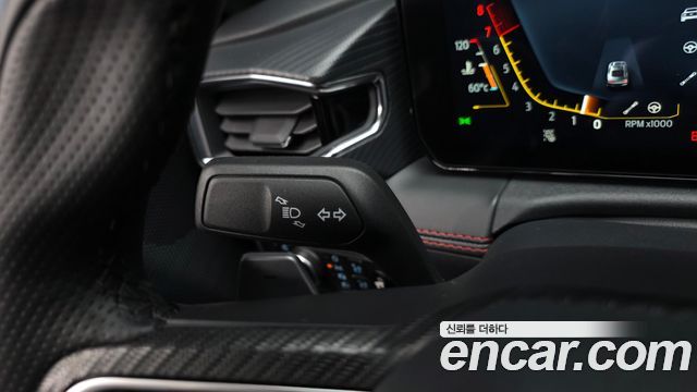 Ford Mustang (VII) 2.3 Ecoboost Premium Convertible 2024 — фото 27