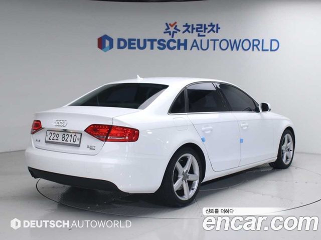 Audi A4 2.0 TFSI Quattro Dynamic B8 2012 — фото 2