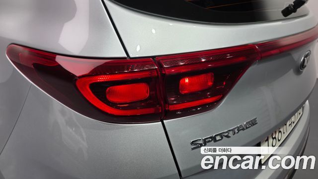 Kia Sportage The Bold Diesel 2.0 2WD Prestige 2021 — фото 23