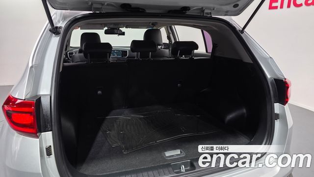 Kia Sportage The Bold Diesel 2.0 2WD Prestige 2021 — фото 28