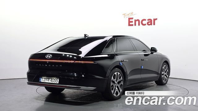 Hyundai Grandeur (GN7) 2,5 Gasoline 2WD Premium 2023 — фото 2