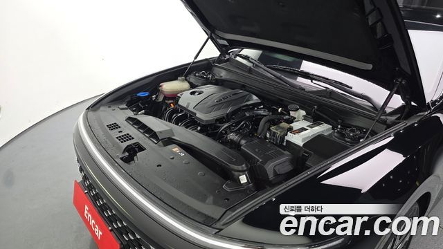 Hyundai Grandeur (GN7) 2,5 Gasoline 2WD Premium 2023 — фото 6