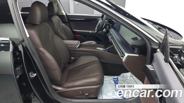 Hyundai Grandeur (GN7) 2,5 Gasoline 2WD Premium 2023 — фото 12