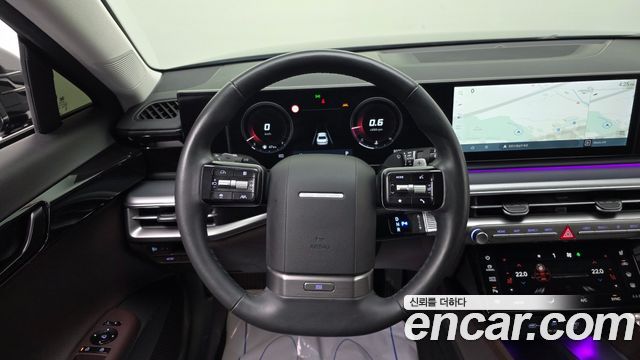 Hyundai Grandeur (GN7) 2,5 Gasoline 2WD Premium 2023 — фото 15