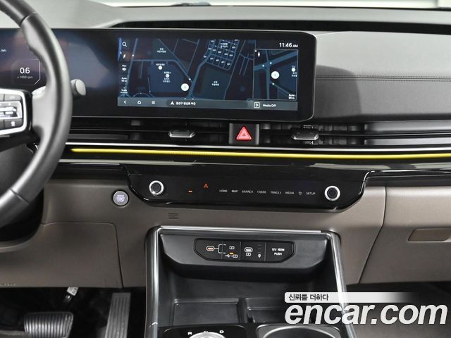 Kia Carnival (IV) Gasoline 9-Seater Hi Limousine (7-seater Limousine(Special vehicle) 2024 — фото 18