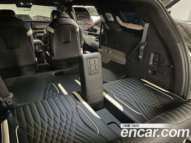 Kia Carnival (IV) Gasoline 9-Seater Hi Limousine (7-seater Limousine(Special vehicle) 2024 — фото 23