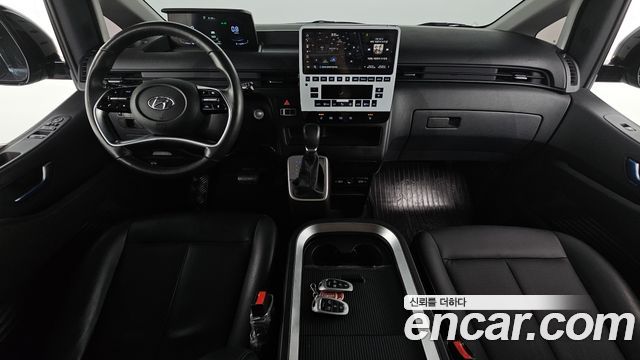 Hyundai Staria Cargo 5-Seater Modern 2022 — фото 7
