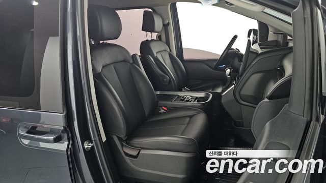 Hyundai Staria Cargo 5-Seater Modern 2022 — фото 12