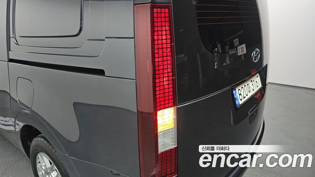 Hyundai Staria Cargo 5-Seater Modern 2022 — фото 23