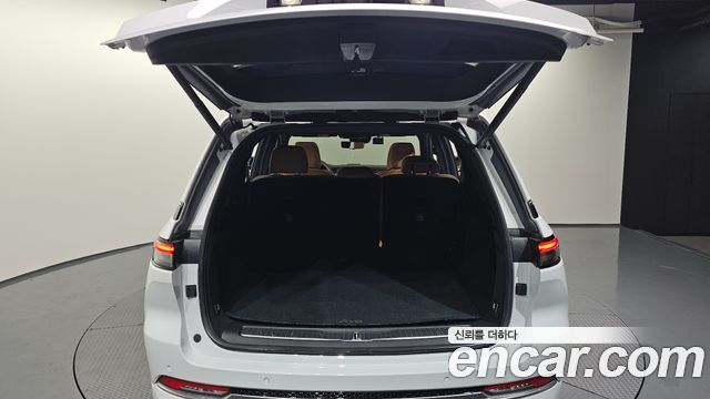 Jeep Grand Cherokee (WL) 4xe Summit Reserve 2023 — фото 20