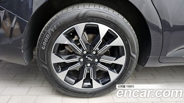 Kia Carnival (IV) Diesel 9-Seater Prestige 2022 — фото 5