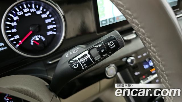 Kia Carnival (IV) Diesel 9-Seater Prestige 2022 — фото 18
