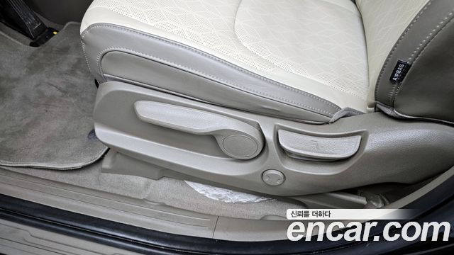 Kia Carnival (IV) Diesel 9-Seater Prestige 2022 — фото 31