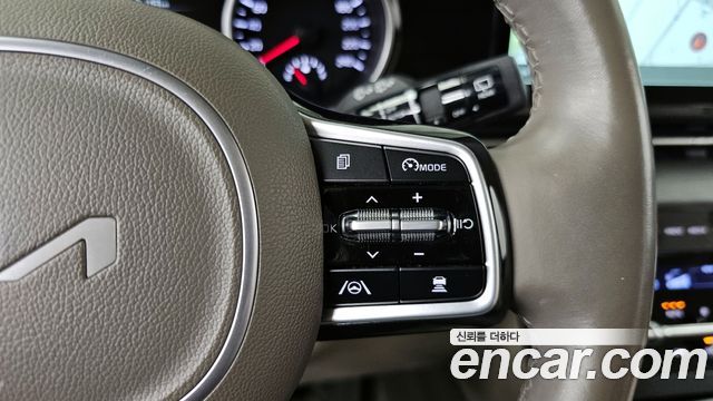 Kia Carnival (IV) Diesel 9-Seater Prestige 2022 — фото 32