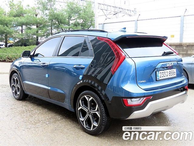 Kia Niro Signature 2022 — фото 3