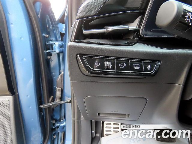 Kia Niro Signature 2022 — фото 17
