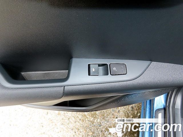 Kia Niro Signature 2022 — фото 21