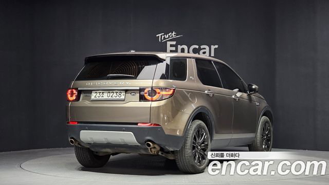 Land Rover Discovery Sport 2.0 TD4 HSE Luxury 2016 — фото 2