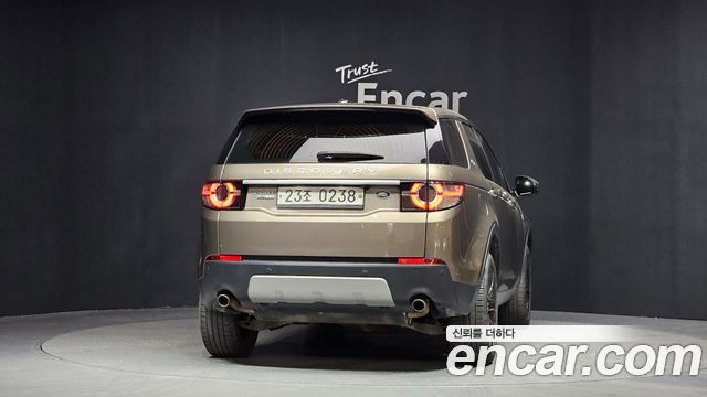Land Rover Discovery Sport 2.0 TD4 HSE Luxury 2016 — фото 4