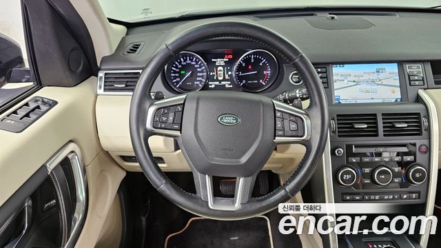 Land Rover Discovery Sport 2.0 TD4 HSE Luxury 2016 — фото 13