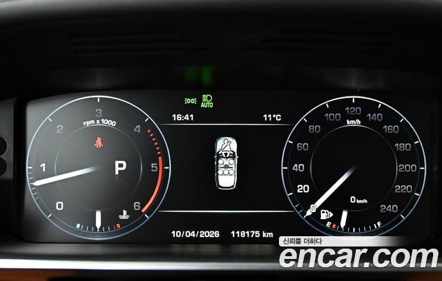 Land Rover Range Rover (IV) 4.4 SDV8 AB DIESEL 2016 — фото 8