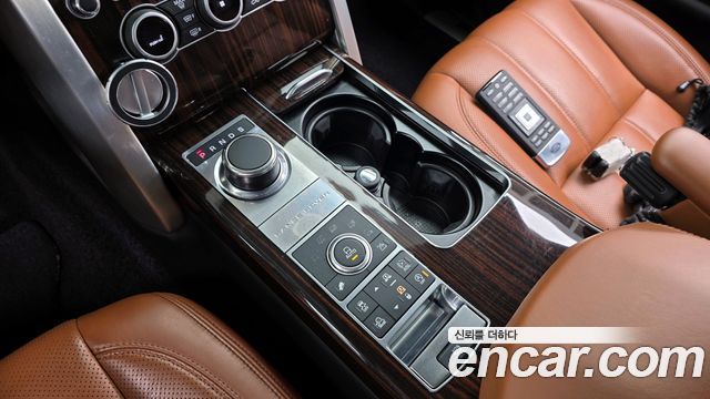 Land Rover Range Rover (IV) 4.4 SDV8 AB DIESEL 2016 — фото 9