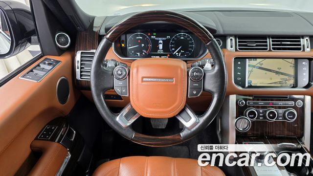 Land Rover Range Rover (IV) 4.4 SDV8 AB DIESEL 2016 — фото 17