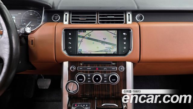 Land Rover Range Rover (IV) 4.4 SDV8 AB DIESEL 2016 — фото 21