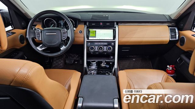 Land Rover Discovery 5 3.0 TD6 HSE Luxury 2017 — фото 7