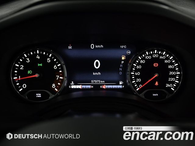 Jeep Renegade 2.4 Limited 2020 — фото 8