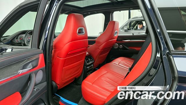 BMW X5M (F15) 4.4 2015 — фото 11