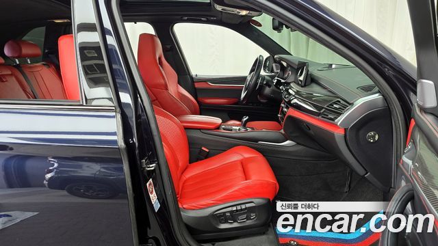 BMW X5M (F15) 4.4 2015 — фото 12