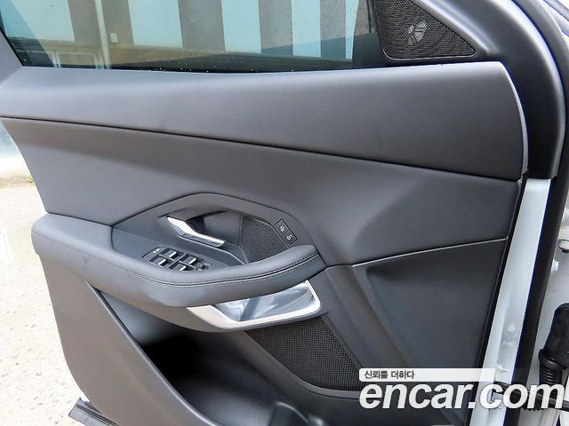 Jaguar E-PACE D180 S 2019 — фото 15