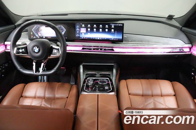 BMW 7 Series (G70) 740i xDrive M Sport 2024 — фото 5