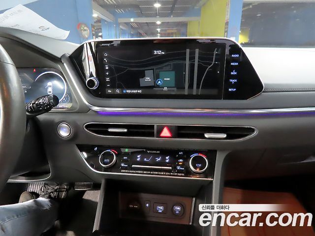 Hyundai Sonata (DN8) 1.6 Turbo Premium Millennial 2021 — фото 15