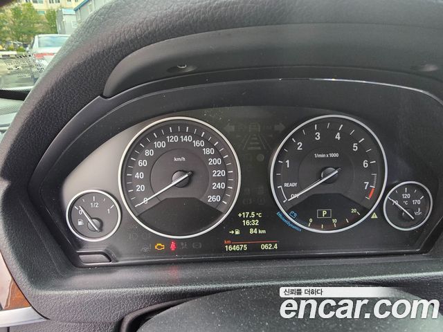 BMW 3 Series (F30) 320i 2012 — фото 4