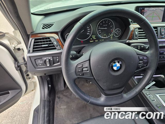 BMW 3 Series (F30) 320i 2012 — фото 9