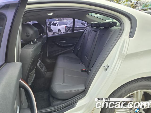 BMW 3 Series (F30) 320i 2012 — фото 15