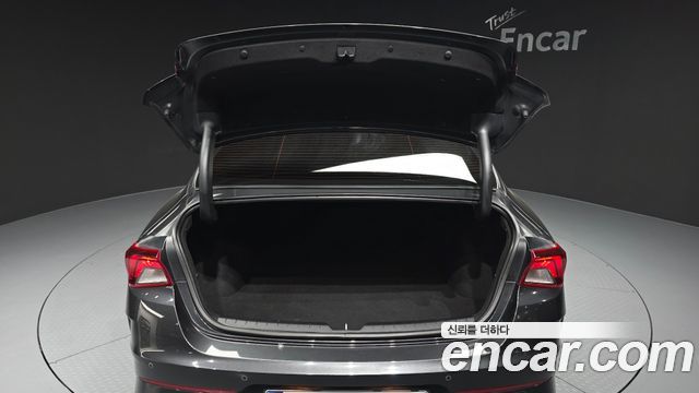 Kia K5 (III) 2.0 Prestige 2021 — фото 20